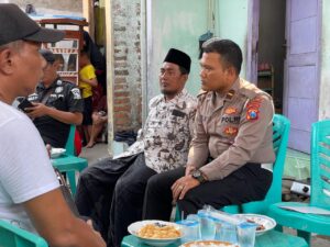 Wujud Duka Cita, Satlantas Polrestabes Surabaya, Kunjungi Keluarga Korban Laka Lantas di Jalan Kenjeran Surabaya