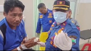 Cincin Terjebak Dijari Mukmin Yang Sedang Terluka Parah, Rully dan Tim Hadir di RSUD Bob Bazar, SKM Segera Melakukan Evakuasi