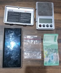 Satresnarkoba Amankan Peredaran Narkoba di Tambaksari, Polisi Amankan 109 Gram Sabu dan 2.000 Pil LL Satresnarkoba Amankan Peredaran Narkoba di Tambaksari, Polisi Amankan 109 Gram Sabu dan 2.000 Pil LL