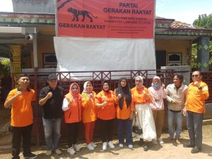 Peresmian Kantor DPD Partai Gerakan Rakyat Lamsel Diwarnai Dengan Pembagian Zakat Mal ke Warga Sekitar Peresmian Kantor DPD Partai Gerakan Rakyat Lamsel Diwarnai Dengan Pembagian Zakat Mal ke Warga Sekitar