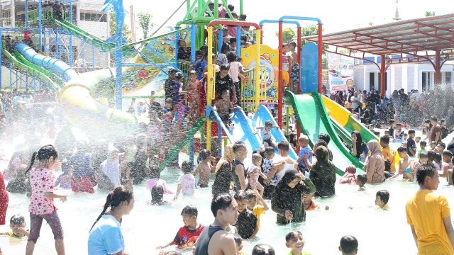 Resmikan Sampang Waterpark, Aba Idi : Sudah Saatnya Sampang Jadi Sentral Madura