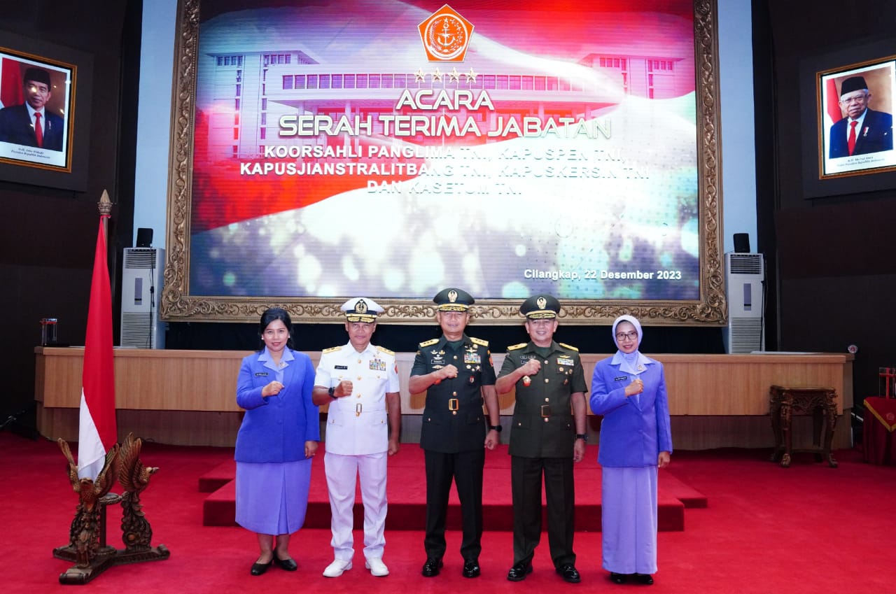 Serah Terima 5 Jabatan Strategis di Lingkungan Mabes TNI