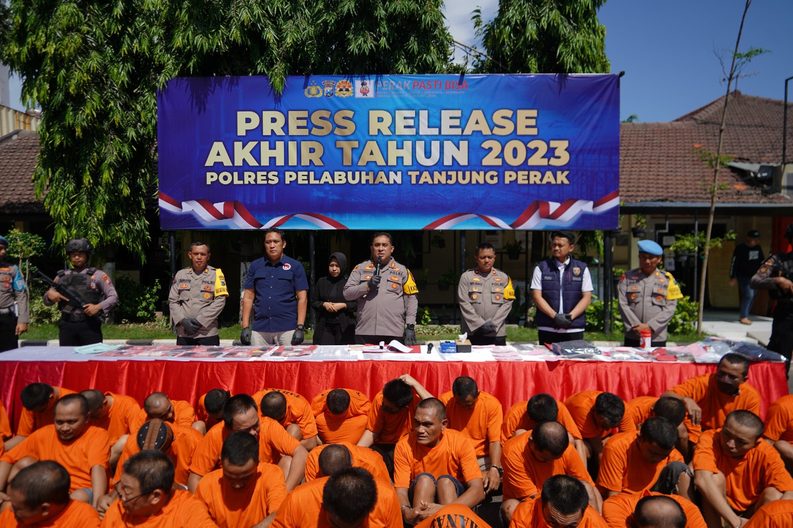 Polres Pelabuhan Tanjung Perak Berhasil Tekan Angka Kriminalitas Sepanjang Tahun 2023