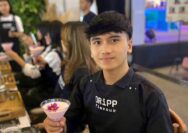 Mengenal Dehga Arul Nasruloh Pramugara KAI dan Content Creator Asal Bandung