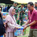 Panglima TNI Peduli Sosial,  Bagikan 2.000 Paket  Sembako Panglima TNI Peduli Sosial,  Bagikan 2.000 Paket  Sembako