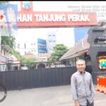 H.Haris Datangi Penyidik Polres Pelabuhan Tanjung Perak Karena Proses Laporannya Di Anggap Lambat dan Hanya 1 Orang Tersangka dari 3 Orang Yang Di Laporkan