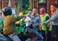 Berkah Ramadhan, Seluruh Petugas Bersama PIPAS Lapas Lamongan Berbagi Takjil