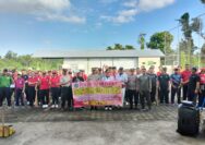 Melalui Gotong Royong, Kapolsek Abiansemal Tingkatkan Kedekatan Dengan Warga