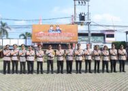 Kapolres Pimpin Upacara Serah Terima 8 Jabatan Polres Blitar Kota