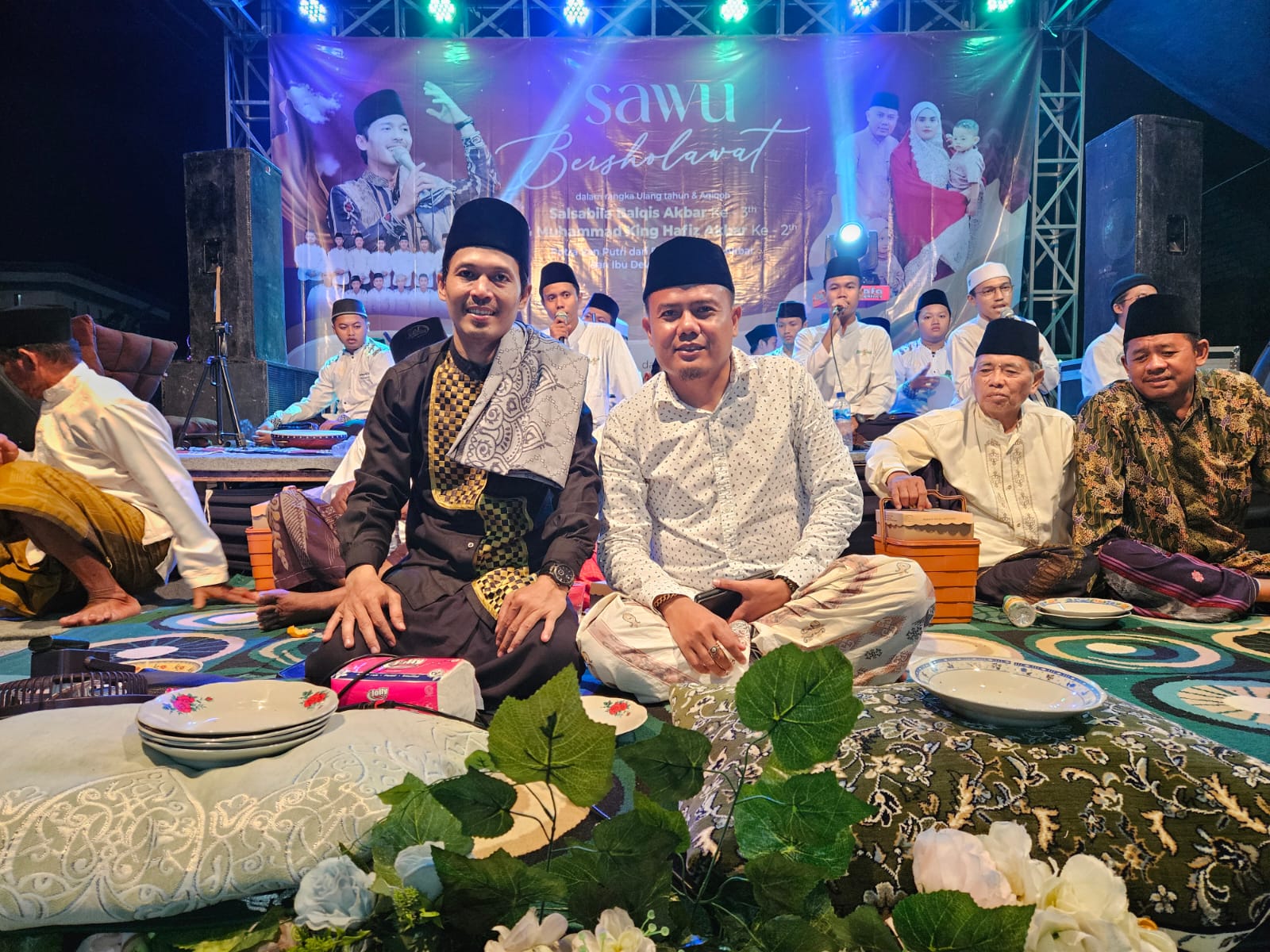 Ustad Jeje Ahmad Meriahkan Hari Ultah Salsabila Balqis Akbar dan Muhammad King Hafiz Akbar Putra Putri Ketua Umum Aliansi Madura Ustad Jeje Ahmad Meriahkan Hari Ultah Salsabila Balqis Akbar dan Muhammad King Hafiz Akbar Putra Putri Ketua Umum Aliansi Madura