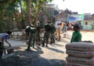 Karya Bakti, Babinsa Koramil Sumberrejo dan Warga Dusun Kauman Bersama-sama Bangun Masjid