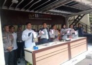 Satreskrim Polres Pelabuhan Tanjung Perak Amankan 18 Tersangka Kericuhan Antar Suporter Di Jalan Kedung Cowek