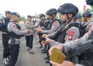 Satbrimob Polda Kalbar Lakukan Penegakan Ketertiban Dan Disiplin Pada Personil