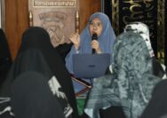 Perkuat Keimanan, Polres Gresik Gelar Ngaji Bareng Ustadzah Marwa