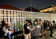 12 Remaja di Surabaya Diamankan Saat Pesta Miras