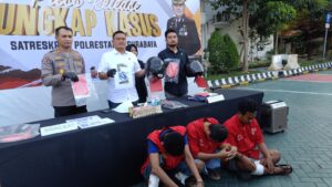 Satreskrim Polrestabes Surabaya Amankan 3 Tersangka Kasus Curanmor, di Hadiahi Timah Panas