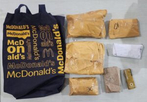 Warga Jalan Jetis Kulon, di Amankan Satresnarkoba Polrestabes Surabaya Terbukti Membawah Narkotika Jenis Ganja Seberat, 141 ,469 Gram;