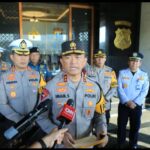 Kapolda Jatim Pimpin Apel Gelar Pasukan Operasi Patuh Semeru 2024 Kapolda Jatim Pimpin Apel Gelar Pasukan Operasi Patuh Semeru 2024