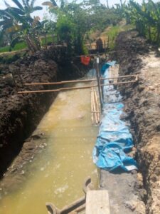 Proyek Pintu Air Desa Sekargadung Dinilai Jauh Di Atas Harga Pasar