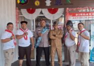 Menyambut HUT RI Ke-79 Pelayanan Perpanjangan SIM di Gerai Pasar Kaza City Personil Regident Satlantas Polrestabes Pakai Baju Adat Parah Pejuang Republik Indonesia