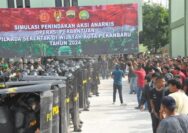 Korem 031/WB kerahkan 1000 Pesonel TNI Dan Polri dalam Simulasi Penindakan Aksi Anarkis Operasi Perbantuan Pengamanan Pilkada Serentak