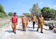 Pastikan Sesuai Spektek, Nanang Tinjau Perbaikan Jalan Tegineneng-Rulung Raya