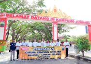 Dibangun PT Wong Coco, Gapura Kampung Jumbara Diresmikan Bupati Lamsel