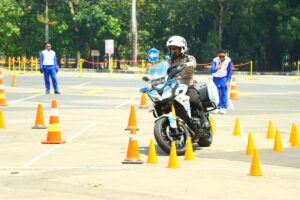 Dorong Keselamatan Berkendara, Polres Gresik Gelar Pelatihan Safety Riding Bersama MPM Honda Jatim