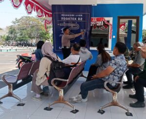 Mekanisme dan Tahapan Pembuatan SIM, Wajib Ikuti Uji Praktek Untuk Pemohon di Satpas Colombo Surabaya Mekanisme dan Tahapan Pembuatan SIM, Wajib Ikuti Uji Praktek Untuk Pemohon di Satpas Colombo Surabaya