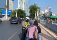 Anggota Speed Timsus Satlantas Polrestabes Surabaya Giat Rutin Operasi Kendaraan Bermotor