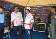 Pangkoops Udara I Dampingi Kasau Meninjau Stand Pameran TNI AU Fair