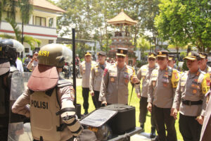 Kapolda Bali Cek Kesiapan Pam Pilkada Polres Tabanan Kapolda Bali Cek Kesiapan Pam Pilkada Polres Tabanan