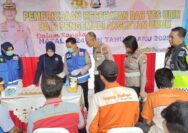 Jelang Nataru, Ditlantas Polda Jatim Laksanakan Ramcek Angkutan Umum dan Tes Urine Pengemudi