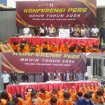 Polres Tanjung Perak Adakan Konferensi Pers Tahunan Ungkap Kasus Narkoba Selama Januari - Desember Tahun 2024 Tersangka Yang di Amankan Sebanyak 426