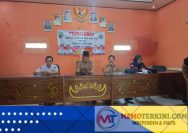 Pendes Candimas Menyerahkan BLT DD Priode Januari-Marat 2025 Kepada 14 KPM