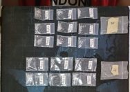 Residivis Kembali Ditangkap Polrestabes Surabaya, Puluhan Paket Sabu Siap Edar Diamankan