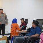 Bersama Bhayangkari, Anggota Polrestabes Surabaya Antusias Donor Darah Sambut HUT Bhayangkara ke-79* Bersama Bhayangkari, Anggota Polrestabes Surabaya Antusias Donor Darah Sambut HUT Bhayangkara ke-79*