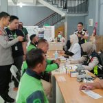 Senyum Ceria Driver Ojol Dapat Layanan Kesehatan Gratis dari Polresta Malang Kota Jelang Hari Bhayangkara ke -79