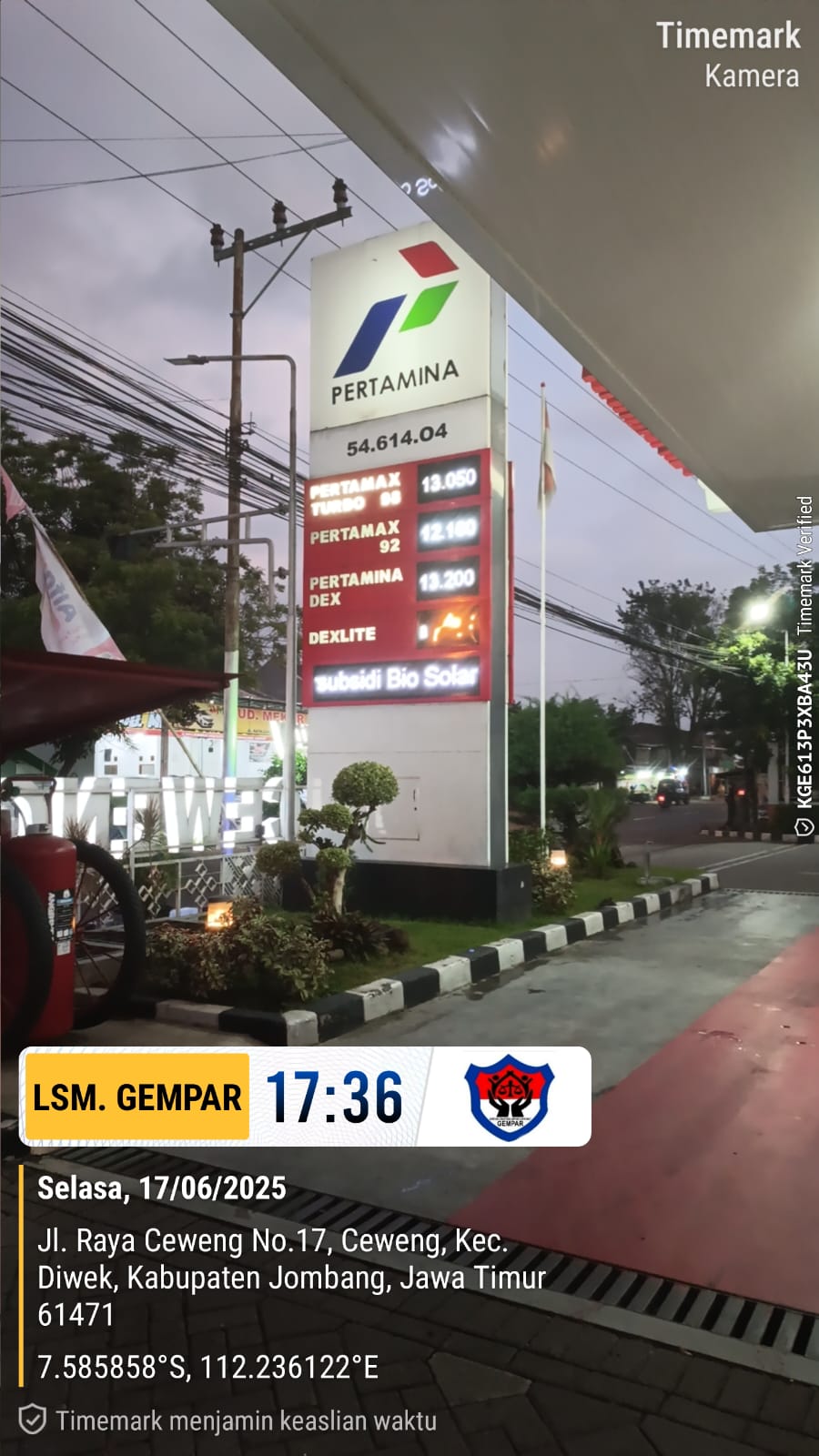 Subsidi Rakyat Dijual, SPBU Di Jombang Diduga Salurkan Solar Ke Pihak Ilegal Subsidi Rakyat Dijual, SPBU Di Jombang Diduga Salurkan Solar Ke Pihak Ilegal