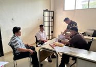 Kejari Pringsewu Serahkan Tersangka dan BB Tahap 2 Perkara Dugaan Tipikor Penyaluran KUR dan KUPEDES