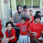 Sambut Hari Jadi ke -77 Polwan Polda Jatim Gelar Bakti Kesehatan di Yayasan Pendidikan Autis Mutiara Hati Sambut Hari Jadi ke -77 Polwan Polda Jatim Gelar Bakti Kesehatan di Yayasan Pendidikan Autis Mutiara Hati
