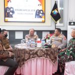 Kapolda Jatim Gelar Coffe Morning di Polres Pasuruan, Perkuat Sinergi Forkopimda dan Tokoh Masyarakat Kapolda Jatim Gelar Coffe Morning di Polres Pasuruan, Perkuat Sinergi Forkopimda dan Tokoh Masyarakat