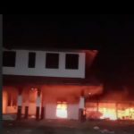 Aksi Demo Di Depan Polres Jepara Dan Gedung DPR Agak Ricuh Bahkan Gedung Dpr Di bakar