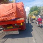 Polres Gresik Tindak Truk Besar Bandel, Langgar Jam Operasional di Jalur Padat Polres Gresik Tindak Truk Besar Bandel, Langgar Jam Operasional di Jalur Padat
