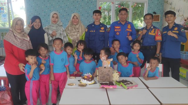 Merayakan Ultah Anaknya di TK Pembina, Putri Orang Tua Yusa Mengundang Damkarmat Lampung Selatan