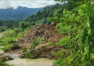 Sengkarut Proyek Breakwater di Lamsel, Gunakan Batu Diluar Supplier Diduga Ilegal, Jaksa Jangan Lengah !! Sengkarut Proyek Breakwater di Lamsel, Gunakan Batu Diluar Supplier Diduga Ilegal, Jaksa Jangan Lengah !!