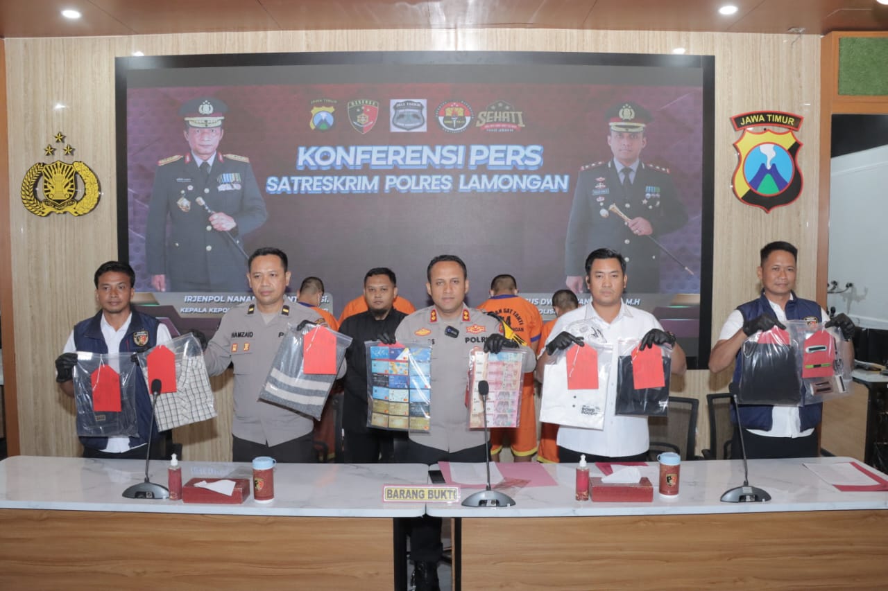 Polres Lamongan Berhasil Amankan Komplotan Ganjal ATM Lintas Provinsi, Pelaku Belajar Dari YouTube Polres Lamongan Berhasil Amankan Komplotan Ganjal ATM Lintas Provinsi, Pelaku Belajar Dari YouTube