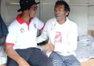 Mempererat Hubungan Dengan Warga, H.Haroni Rutin Sambangi Warganya Yang Sedang Sakit Mempererat Hubungan Dengan Warga, H.Haroni Rutin Sambangi Warganya Yang Sedang Sakit