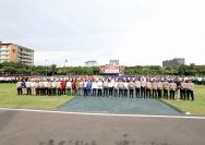 Polda Jatim Bersama Serikat Pekerja dan Buruh Gelar Apel Kebangsaan Jaga Stabilitas Kamtibmas Polda Jatim Bersama Serikat Pekerja dan Buruh Gelar Apel Kebangsaan Jaga Stabilitas Kamtibmas