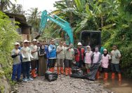 Tanggap Bencana Dini, PLN NP UP Sebalang Keruk Sedimentasi Sungai, Lindungi Dua Dusun di Desa Tarahan